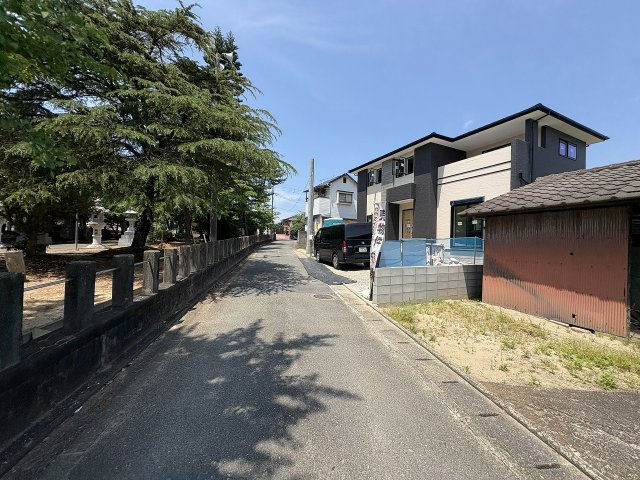 現地写真。前面道路です。
