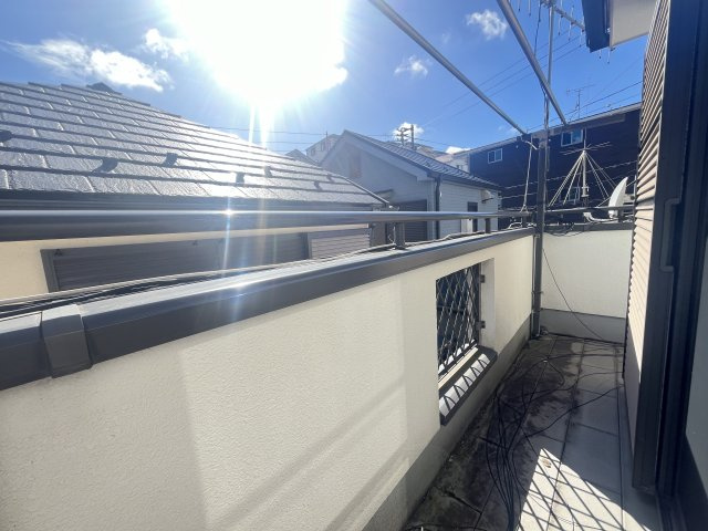 南西向きで明るいバルコニー