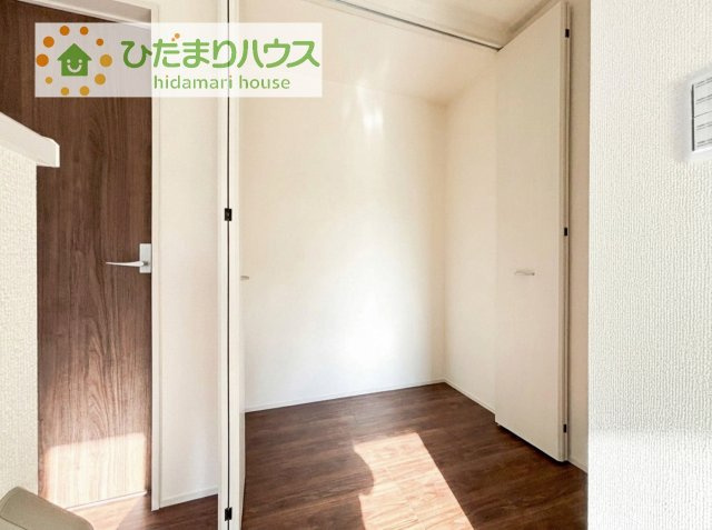 便利な廊下収納あり！