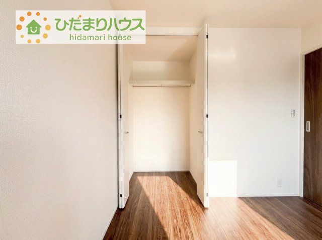 クローゼット完備！しまった物の出し入れも楽々です(^^)