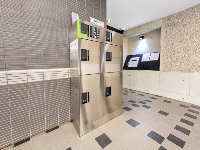 ・外出中でも荷物が受け取れる宅配BOX付き！ネットショッピング等を活用されている方にもピッタリです。