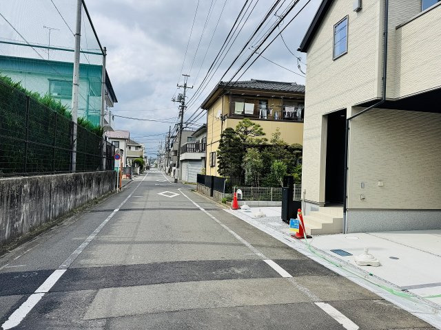 ～南西側6ｍ道路に面しています～
