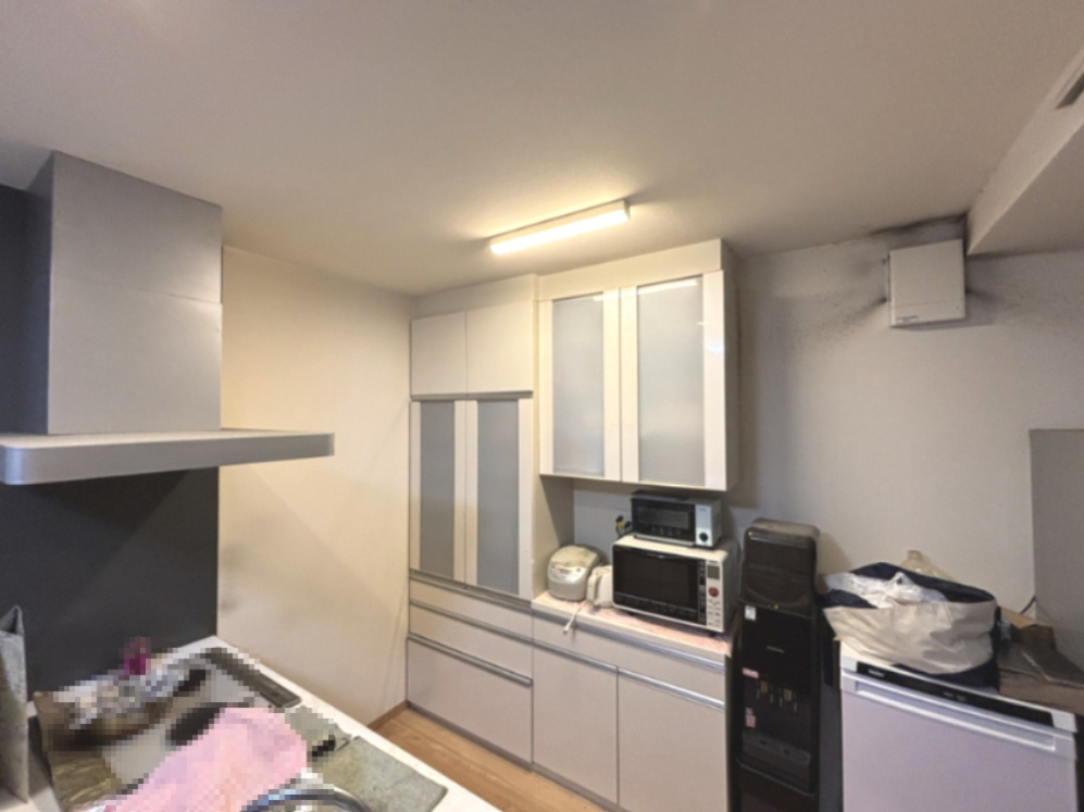 居住中ですが、室内キレイにお使いです！　ご内覧の際は弊社までお気軽にご連絡ください！