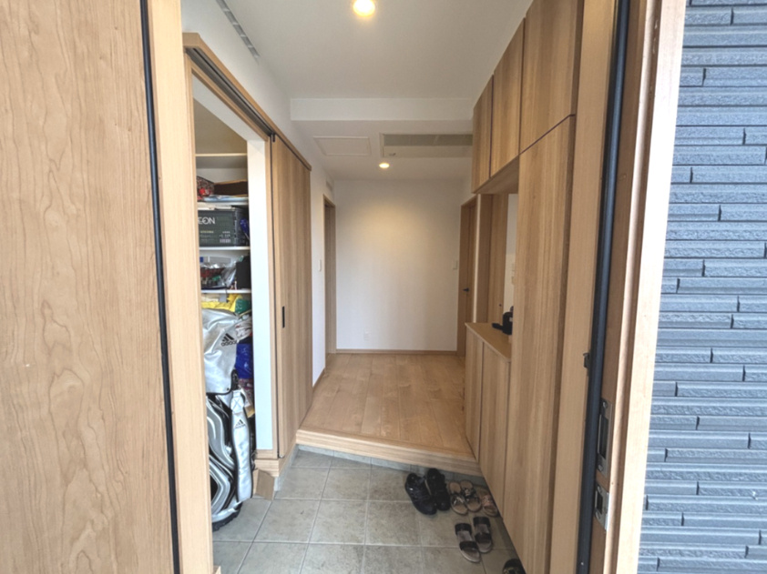居住中ですが、室内キレイにお使いです！　ご内覧の際は弊社までお気軽にご連絡ください！