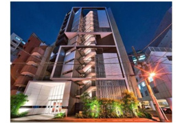 仲介手数料半額 PIAS CHIYODA AWAJICHO(淡路町駅徒歩1分 都心生活の快適性と上質さがあるレジデンス)の外観