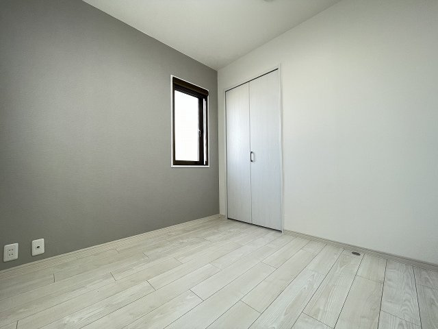 シンプルな洋室は、幅広い用途でお使いいただけます。　