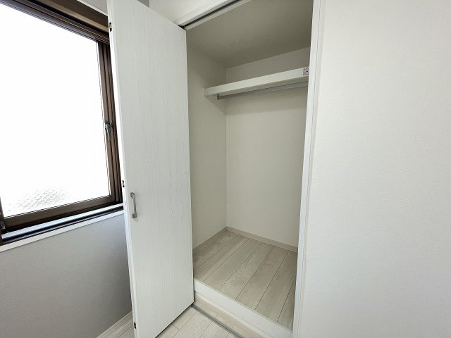 各居室に収納がついており、家族で使い分けしやすくなっています。　