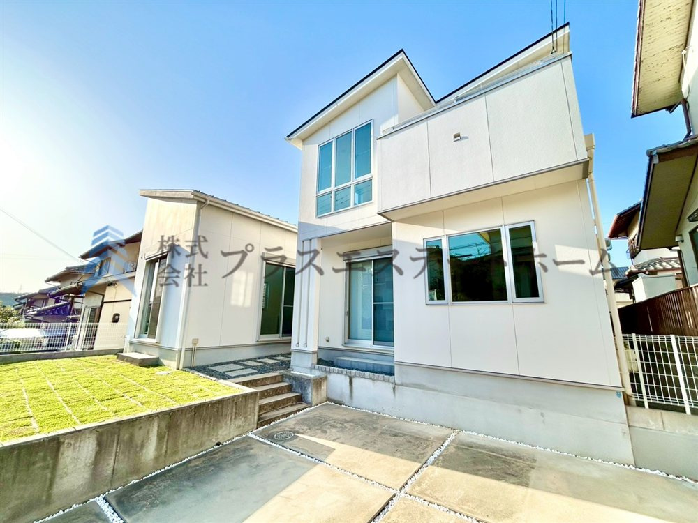 外観：328000632754