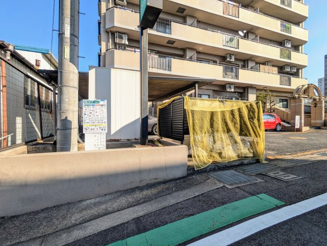 清掃の行き届いたゴミ置場♪