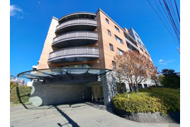 クレッセント国立の外観