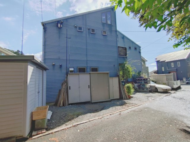 建物2棟（母屋・別棟）の全体の外観？