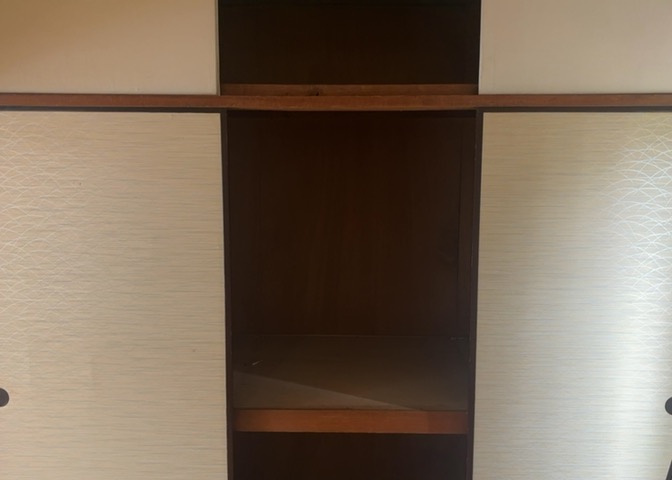 デザイン性を重視しすぎて収納が少なかった！なんてことにならないため、事前に現地で収納の数を確認しておくことをお勧めします。クローゼット以外にも床下収納や屋根裏収納、パントリーなどもチェックしましょう。