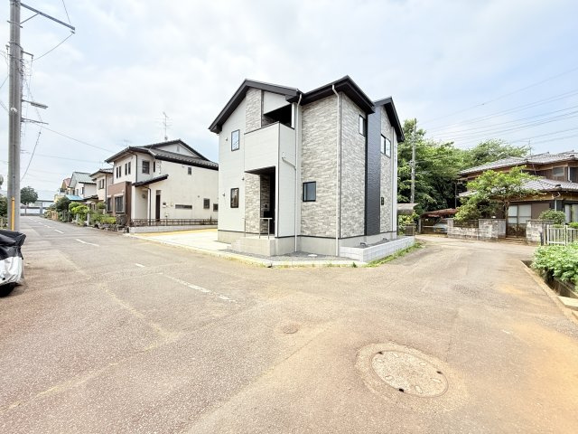 実際に現地で周辺環境や街並み、近隣のスーパーや通学路の安全性、病院、公園・・・など生活のイメージをご確認ください！