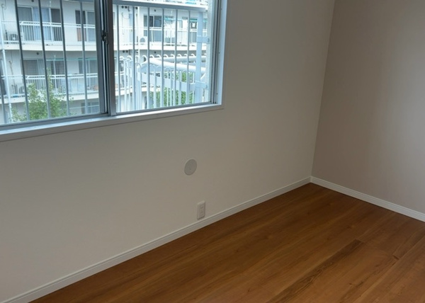 【相模原富士マンションＢの洋室】