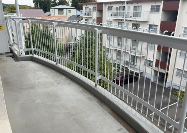 【相模原富士マンションＢのバルコニー】