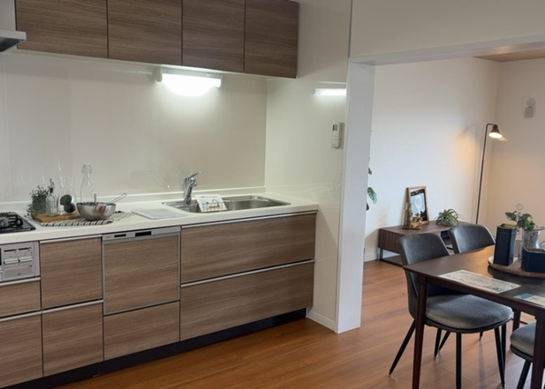 【相模原富士マンションＢのダイニングキッチン】