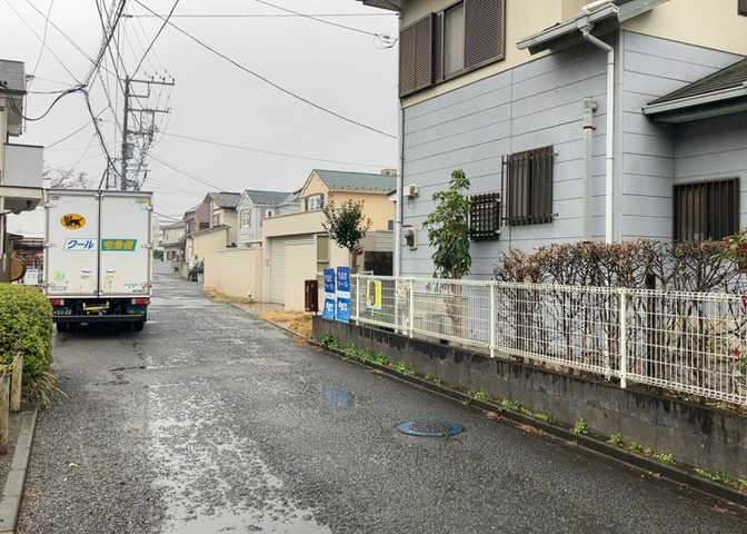 景色重視でお家選ぶをするとスーパーが遠い！学校が遠い！など生活をするうえで利便性で困ることもあります。まず一度現地を見学する際に、周辺の施設などがあるかを確認し、暮らし始めた後のことを想像しましょう。