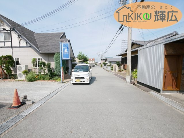 学校　荒井小学校　荒井中学校となっております