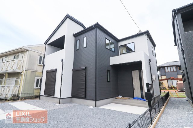 【外観】2号棟　現地完成写真　スーパー・コンビニ・薬局徒歩15分圏内で買い物に便利！細谷小・宝木中エリアの物件です♪