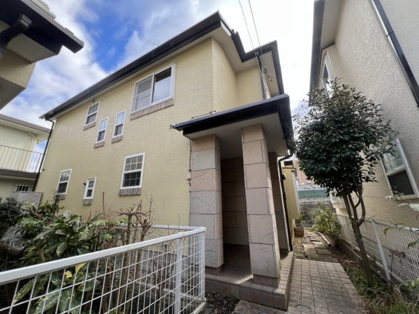 【鶴川2丁目　一戸建て の外観】