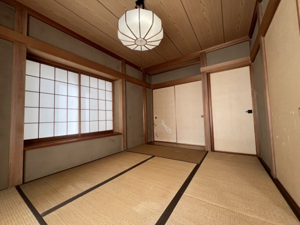 【鶴川2丁目　一戸建て の和室】