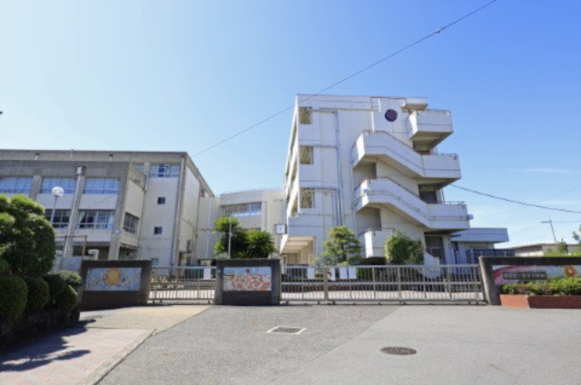 香芝市立香芝中学校　現地写真