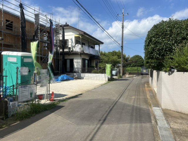 阿見町上長　第1　1号棟　前面道路含む現地写真