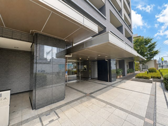 ホテルライクなエントランス