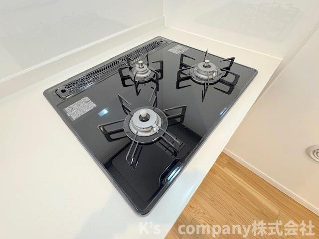 三口ガスコンロでお料理の幅が広がります◇