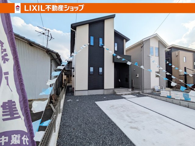 土地面積　約47坪、建物面積　約34坪、4LDK+2WIC+CL+familyCL+Pantry完備