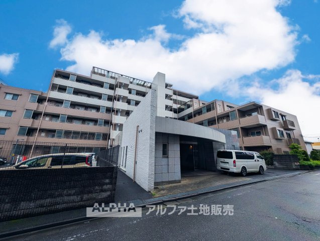 【Life　Balance】◆整う暮らしの場所◆　日常とくつろぎの時間が自然に調和する住まい。過ごすほどに、暮らしの心地よさが広がっていく。