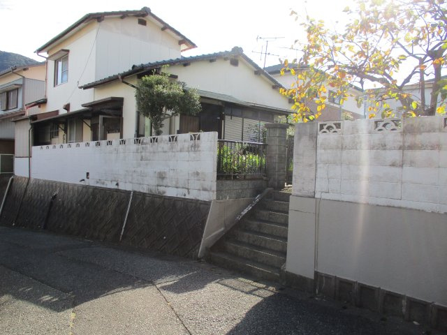 外観：340000197401