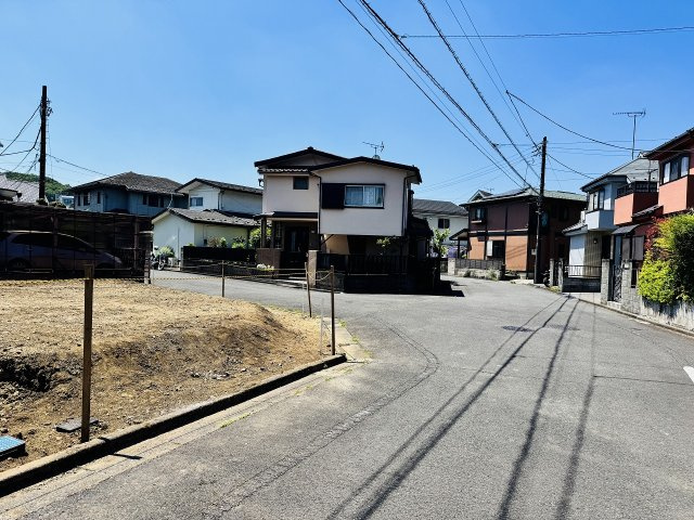 ～西側6ｍ・北側6ｍ道路に面しています～