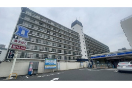 仲介手数料無料 秀和幡ヶ谷レジデンス(駅近秀和シリーズになります 理事会が変わって資産価値が戻っております)の外観