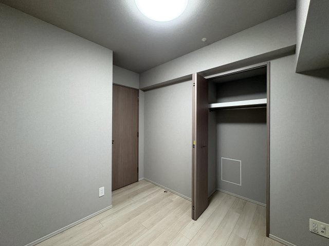 各お部屋に収納スペースを備え、使うものを使う場所へと収納し、生活動線をよりスムーズに◎