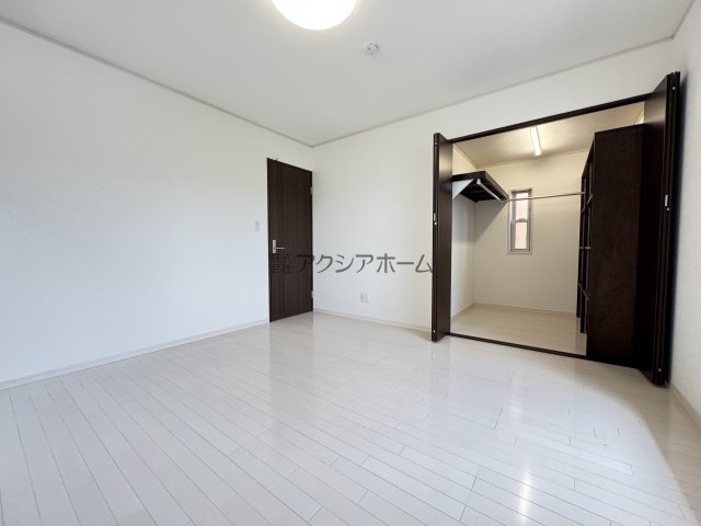 洋室7.5帖