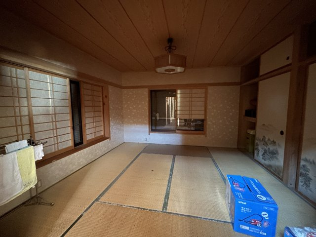 和室、ちょっとしたくつろぎスペースにいかがでしょうか