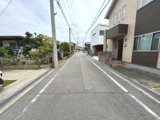 前面道路含む現地写真