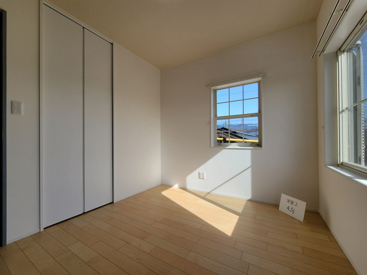 2階　4.5帖洋室　南に面した明るいお部屋