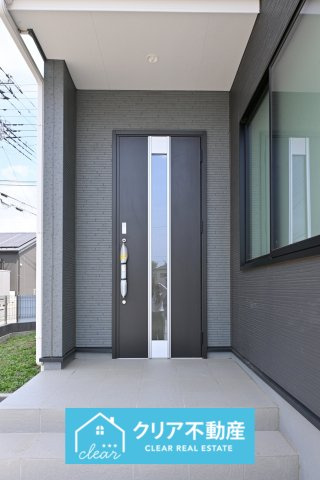 玄関はディンプルキー＆ダブルロックドア採用で防犯対策もバッチリです！