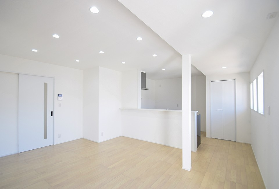 LDKは約17帖、開放感のある広さです。