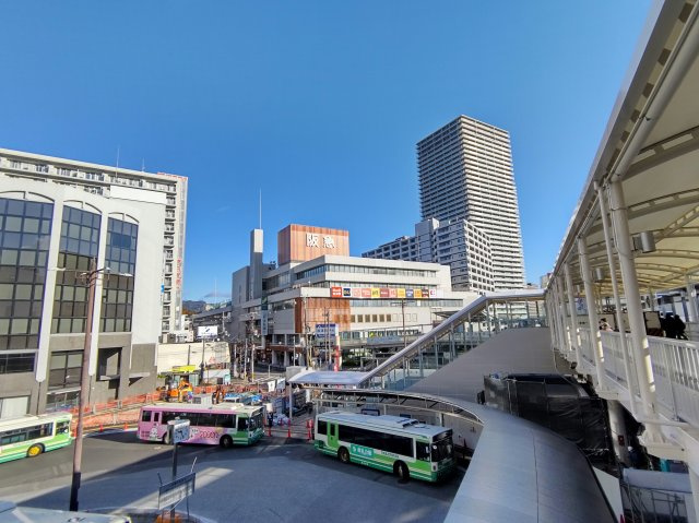 JR京都線高槻駅北口