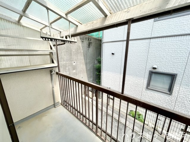 ■2階　室外洗濯機置場（水栓ございます）