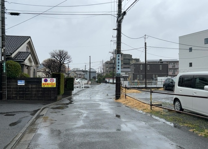 眺望を気にして物件を探す場合、前面に建物が建っていないか現地で確認しましょう！前面に建物があると景色はもちろん、日当たりや風通しにも影響が出てきます。住んだ時のことを想像しながら現地見学をしましょう。