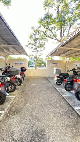 バイク置き場