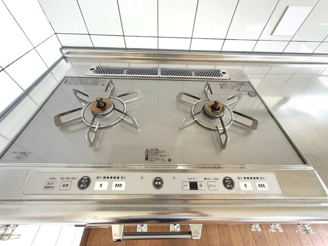 2口コンロ付のキッチンです