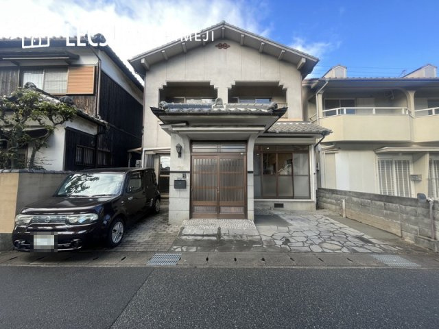 外観：328000606907