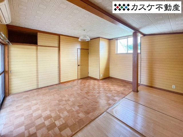 約10帖の2F洋室