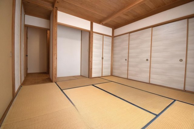 ※画像処理により荷物を消去しています