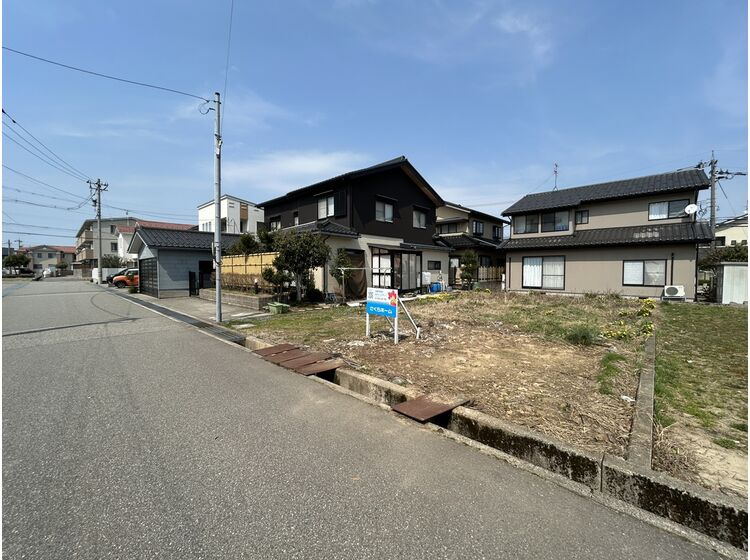 現地
